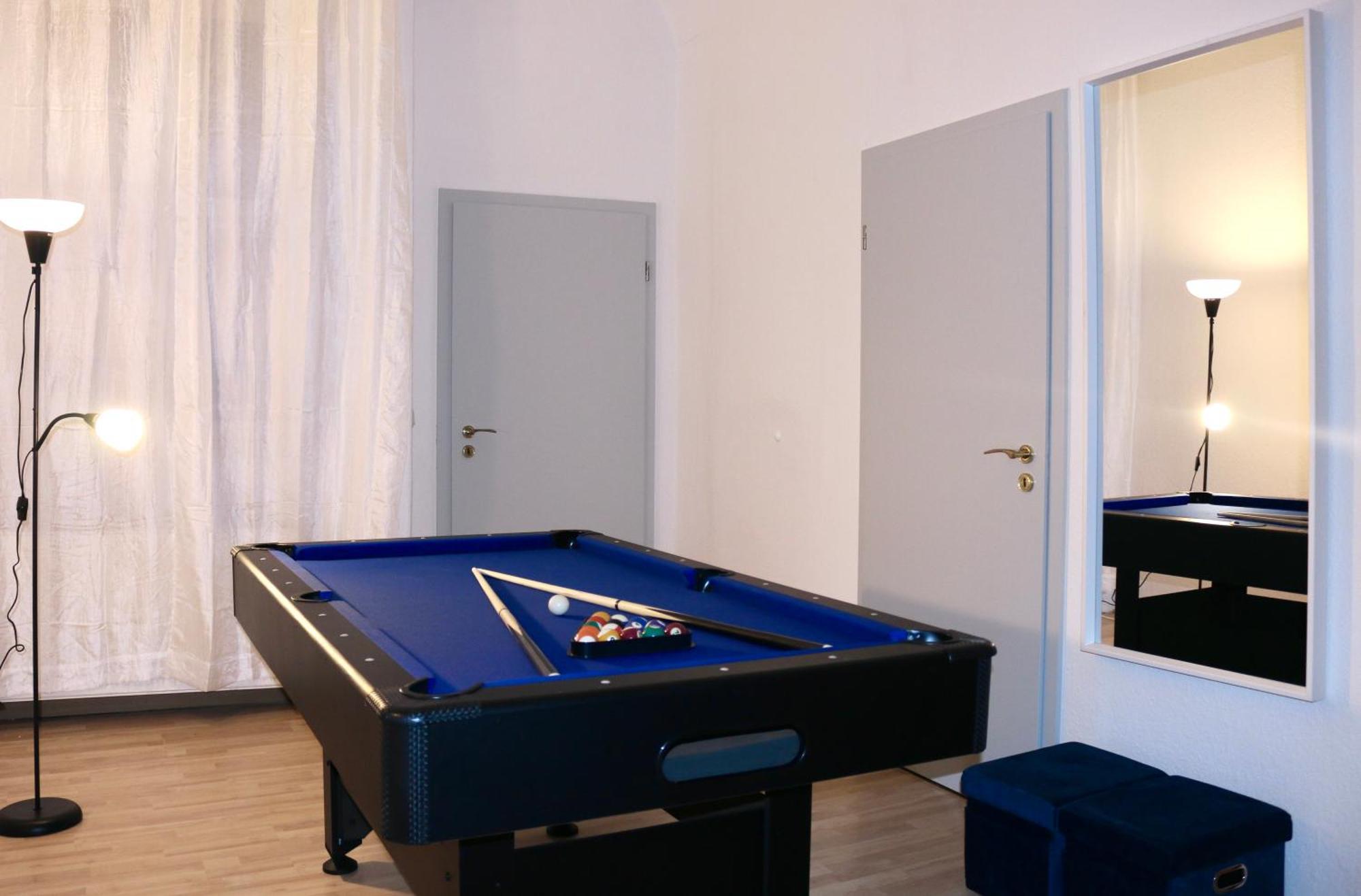 Yr Apartment Im Stadtzentrum - Billardtisch - Parkplatz - 140Qm เบาท์เซน ภายนอก รูปภาพ