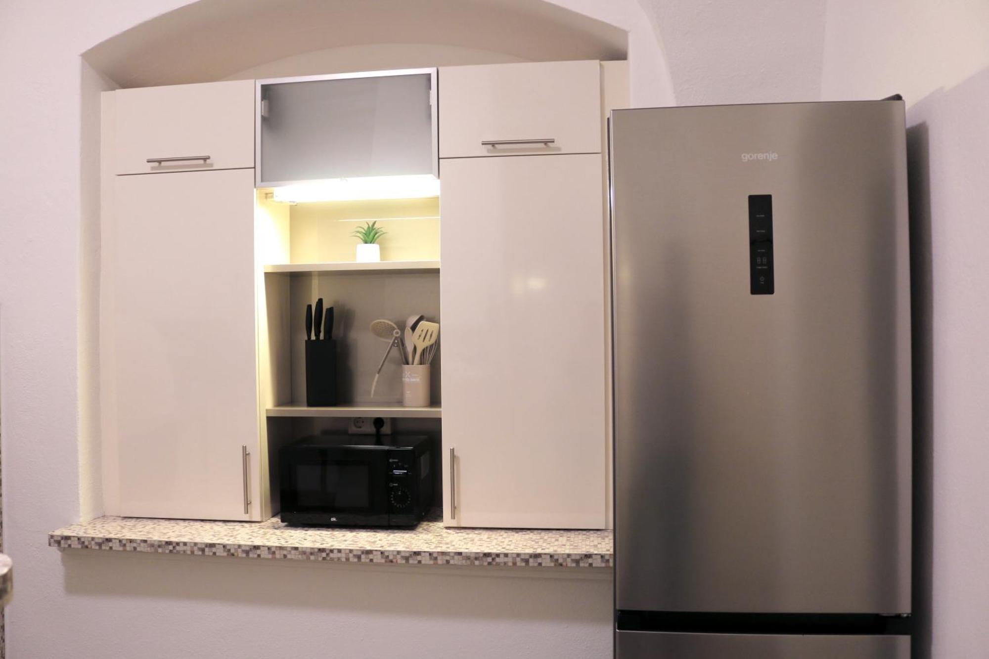 Yr Apartment Im Stadtzentrum - Billardtisch - Parkplatz - 140Qm เบาท์เซน ภายนอก รูปภาพ