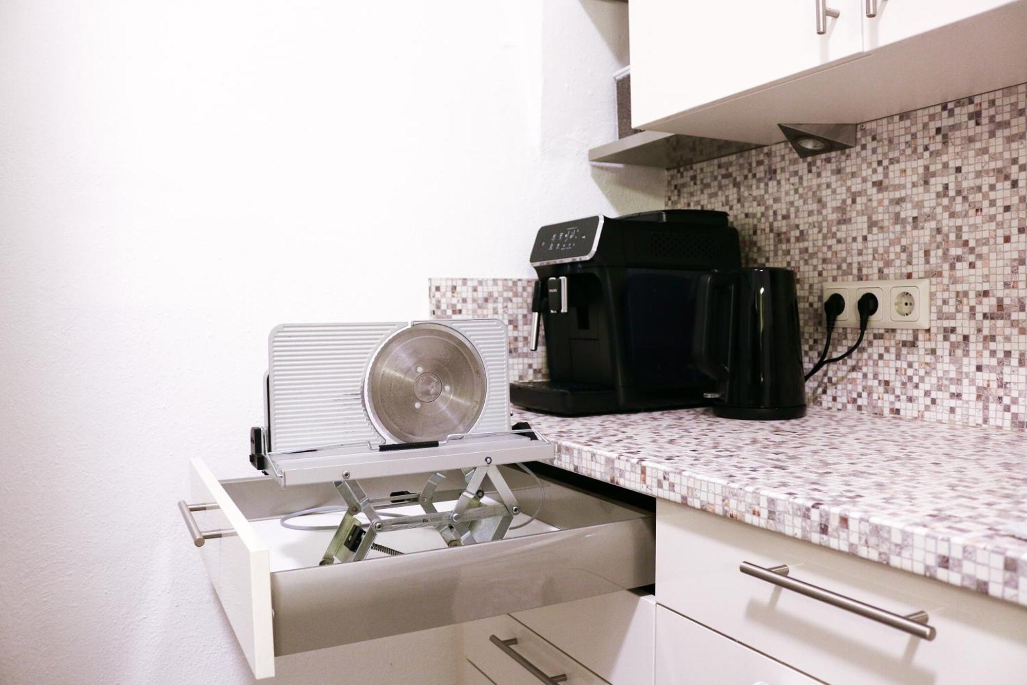 Yr Apartment Im Stadtzentrum - Billardtisch - Parkplatz - 140Qm เบาท์เซน ภายนอก รูปภาพ